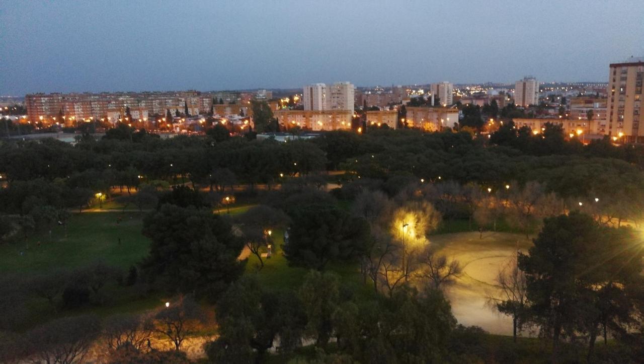 Apartamentos Flamenco B&B Seville Ngoại thất bức ảnh