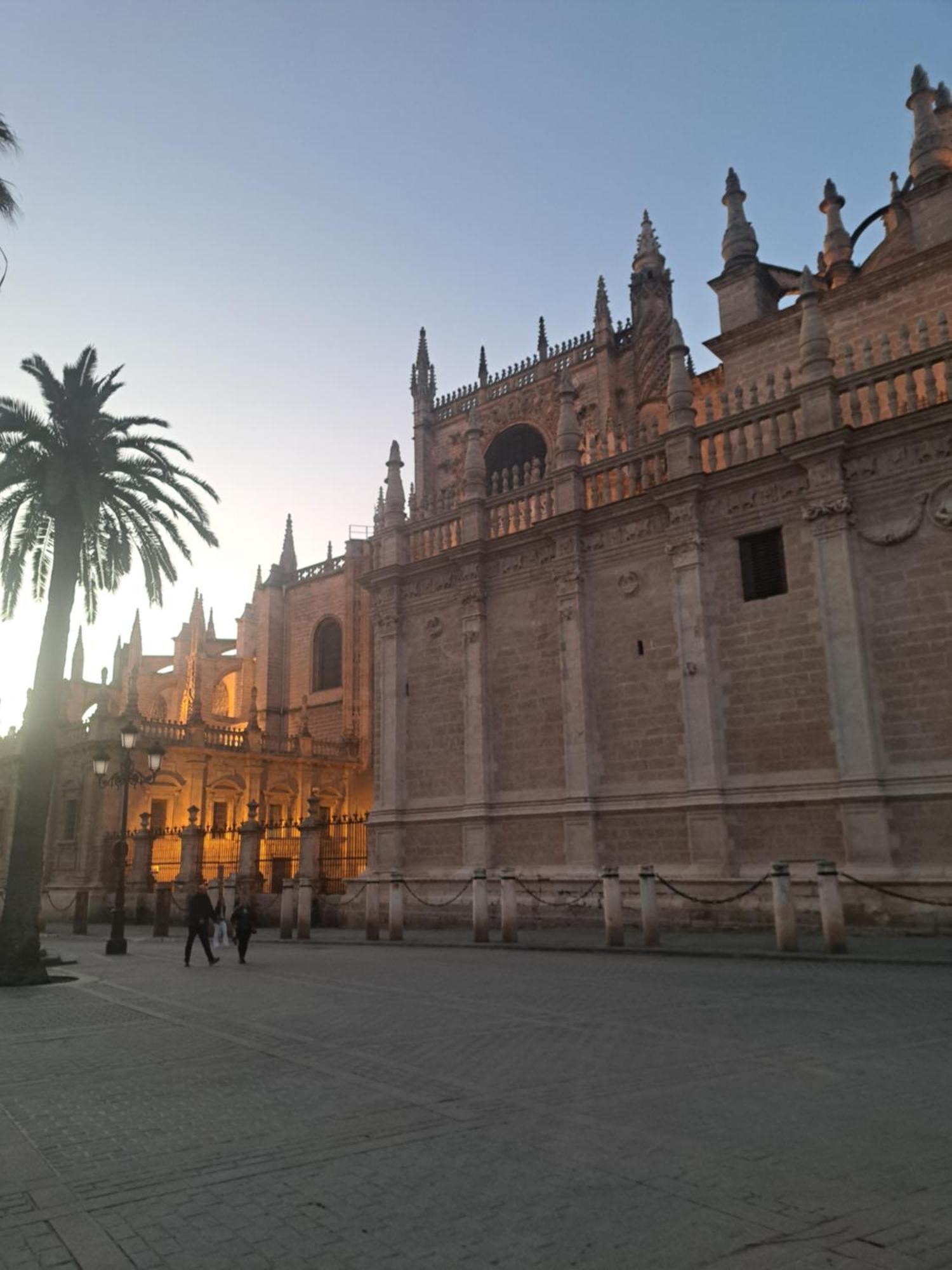Apartamentos Flamenco B&B Seville Ngoại thất bức ảnh